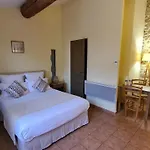 Logis La Bastide Saint Bach 3*