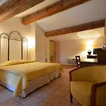 Hotel Logis La Bastide Saint Bach Suze-la-Rousse