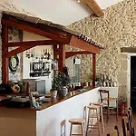 Logis La Bastide Saint Bach Suze-la-Rousse
