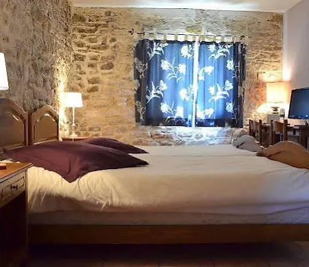 Logis Restaurant La Bastide Saint Bach 3*