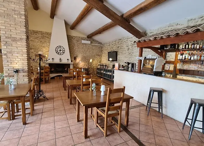 Logis La Bastide Saint Bach Suze-la-Rousse