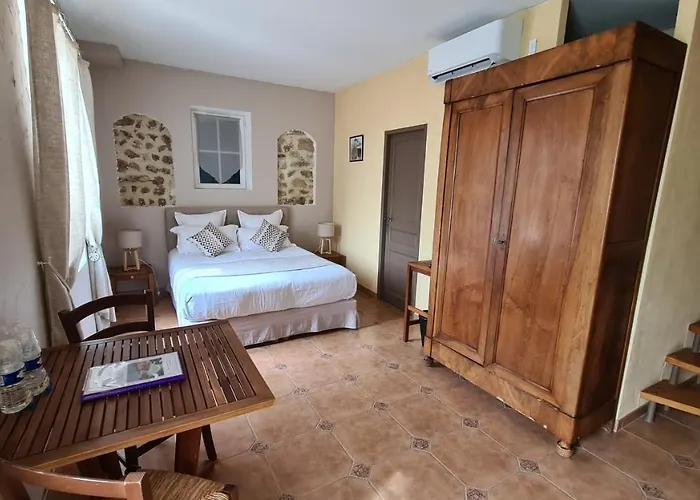 Logis La Bastide Saint Bach Suze-la-Rousse