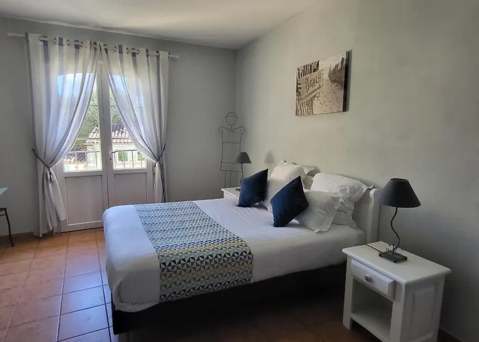 Logis La Bastide Saint Bach