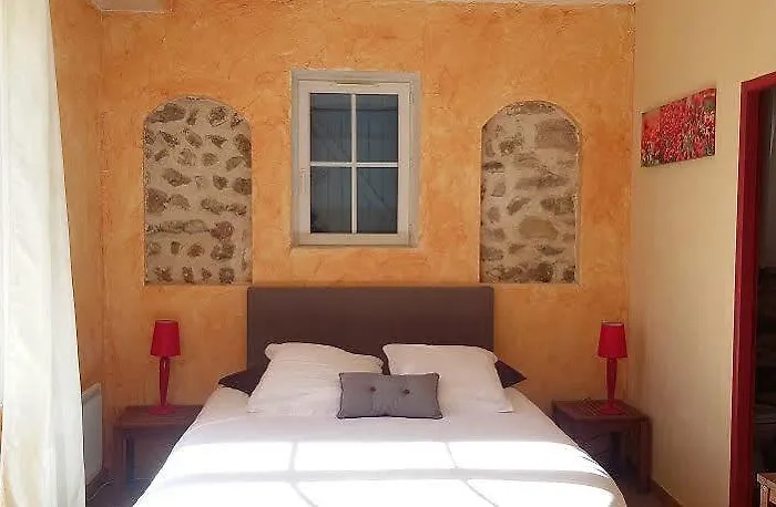 Hotel Logis La Bastide Saint Bach Suze-la-Rousse