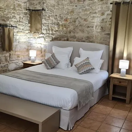 Hôtel 3 étoiles La Bastide Saint Bach Suze-la-Rousse